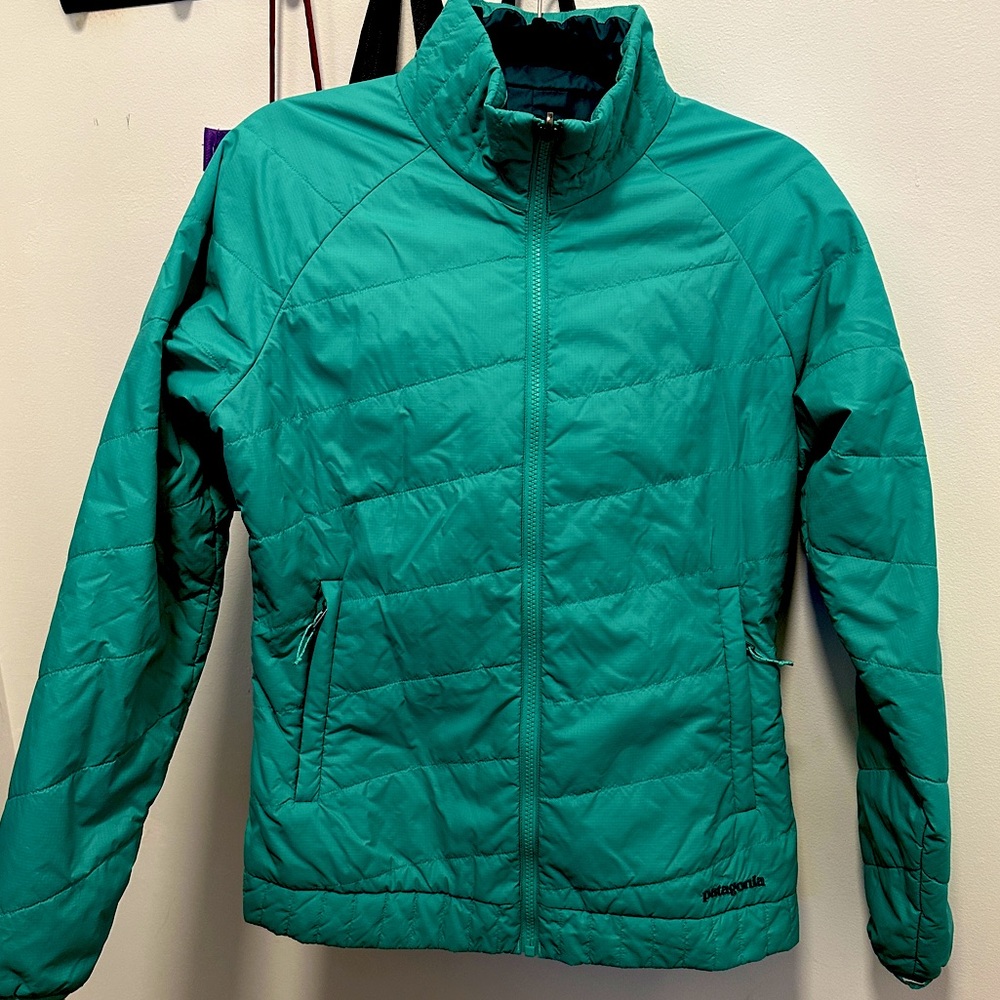 Patagonia Women’s Medium lightweight jacket